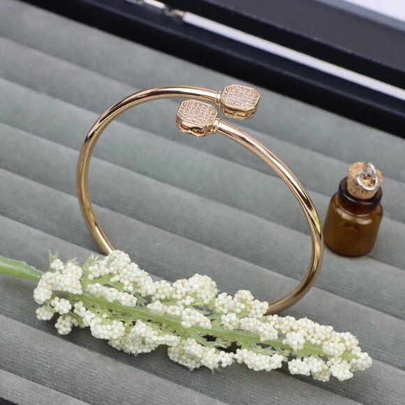 Rose Gold Plated Adjustable Bangle with Octagon Crystal Ends, XPBL0417 - Picture 11 of 13